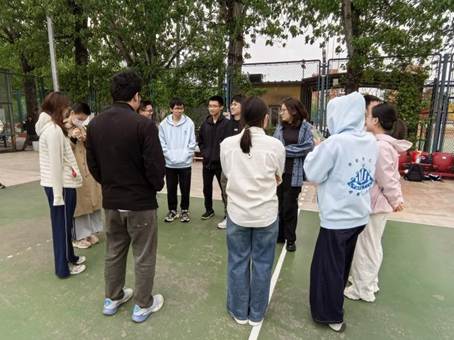 图八